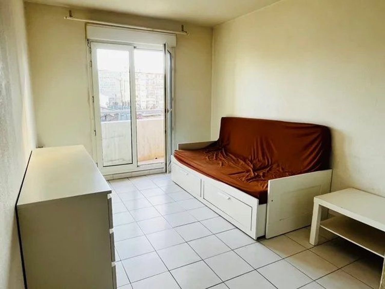 Appartement à louer, 18m², Marseille 5ème
