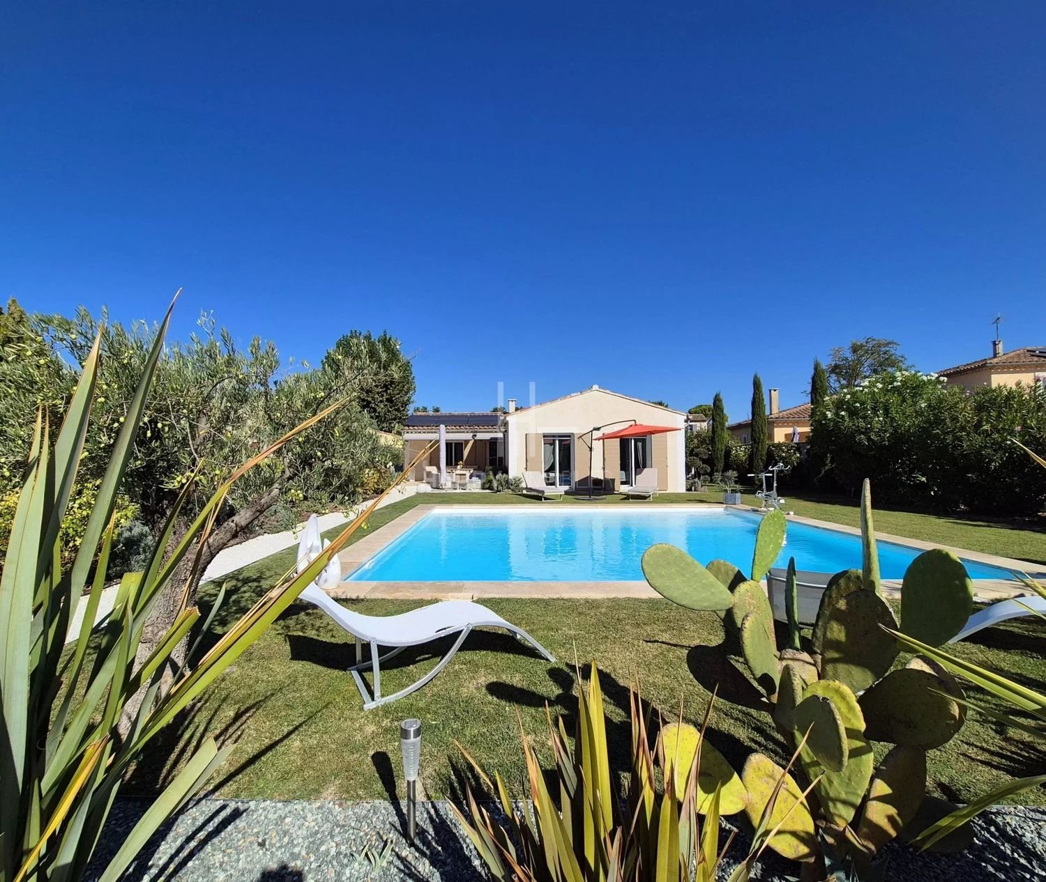 Maison à vendre, 100m², Mollégès