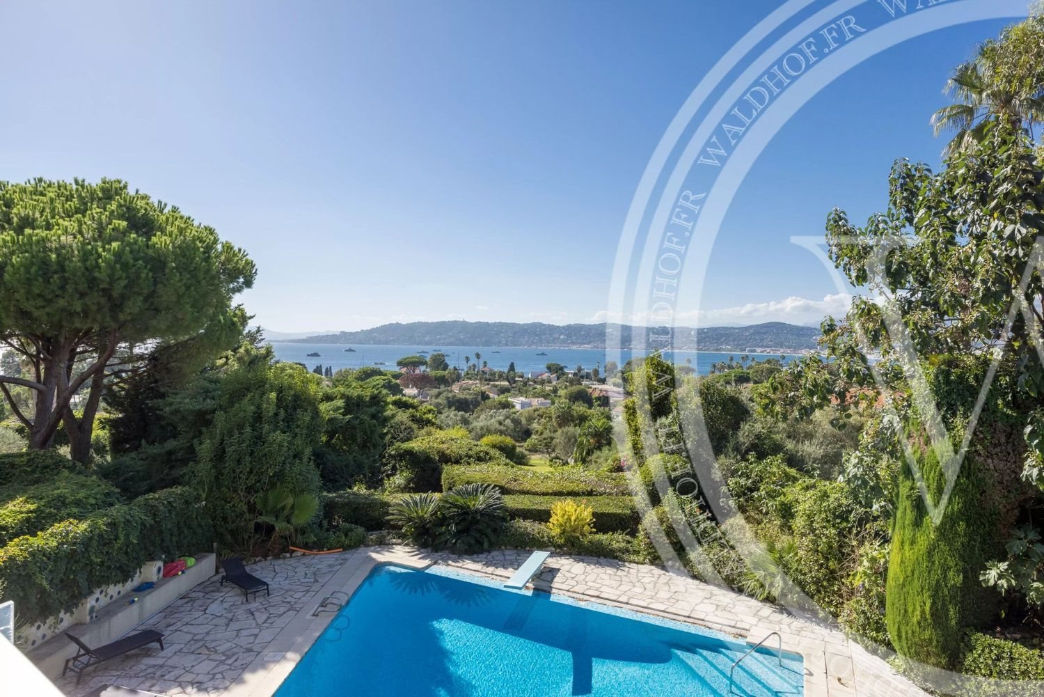 Appartement à louer, 131m², Antibes