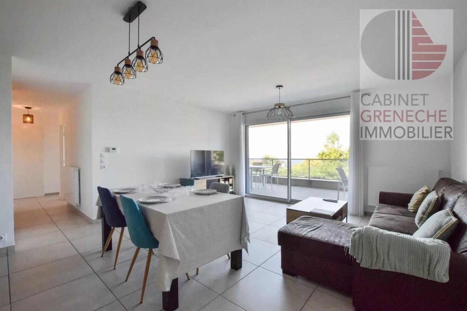 Appartement à louer, 65m², Neuvecelle