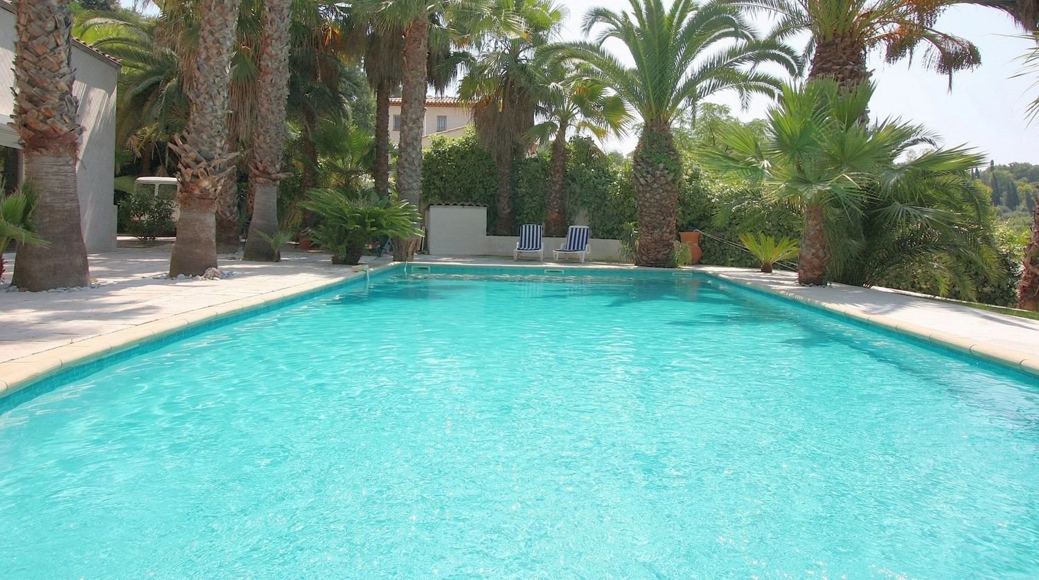 Maison à louer, 320m², Biot