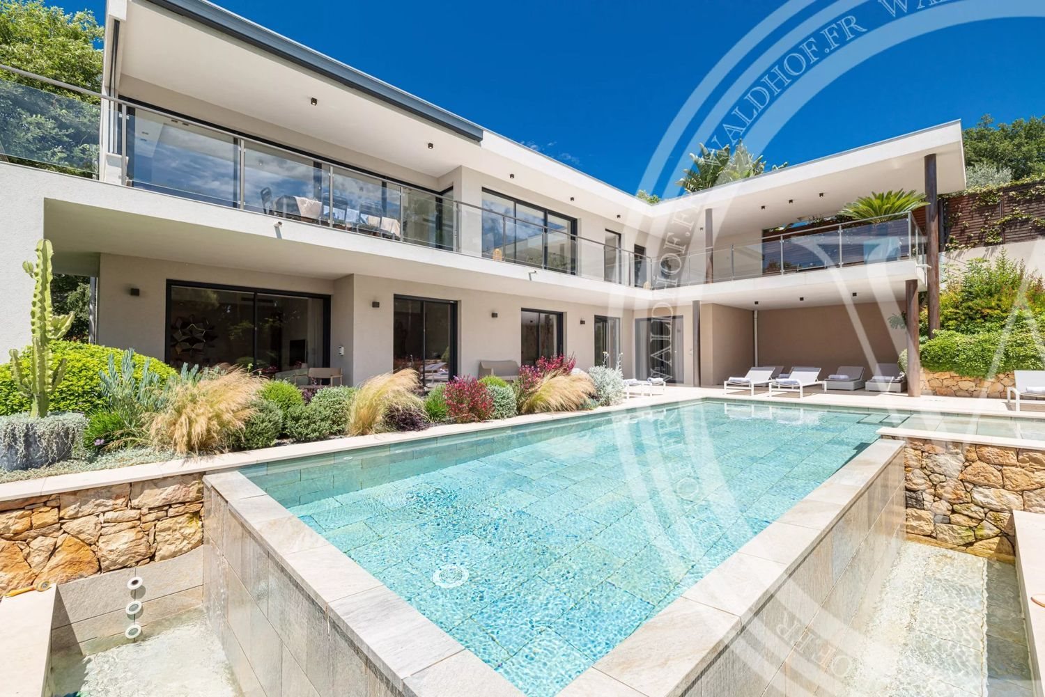 Maison à louer, 240m², Le Cannet