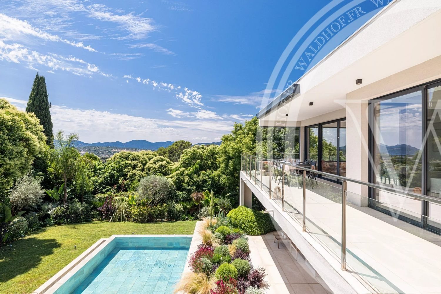 Maison à louer, 240m², Le Cannet