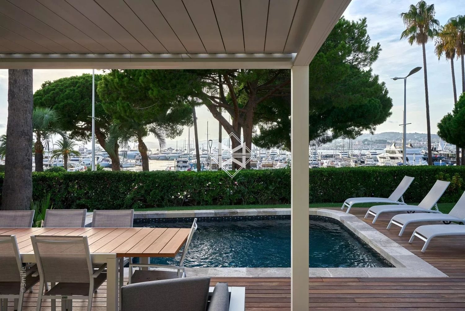 Maison à louer, 380m², Cannes