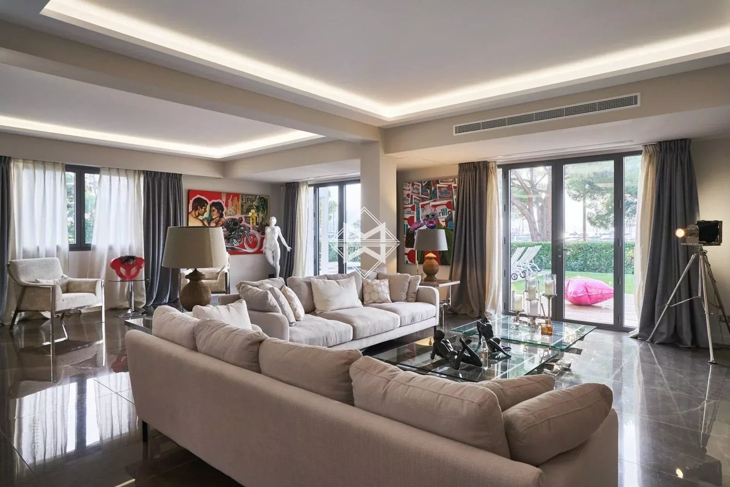 Maison à louer, 380m², Cannes