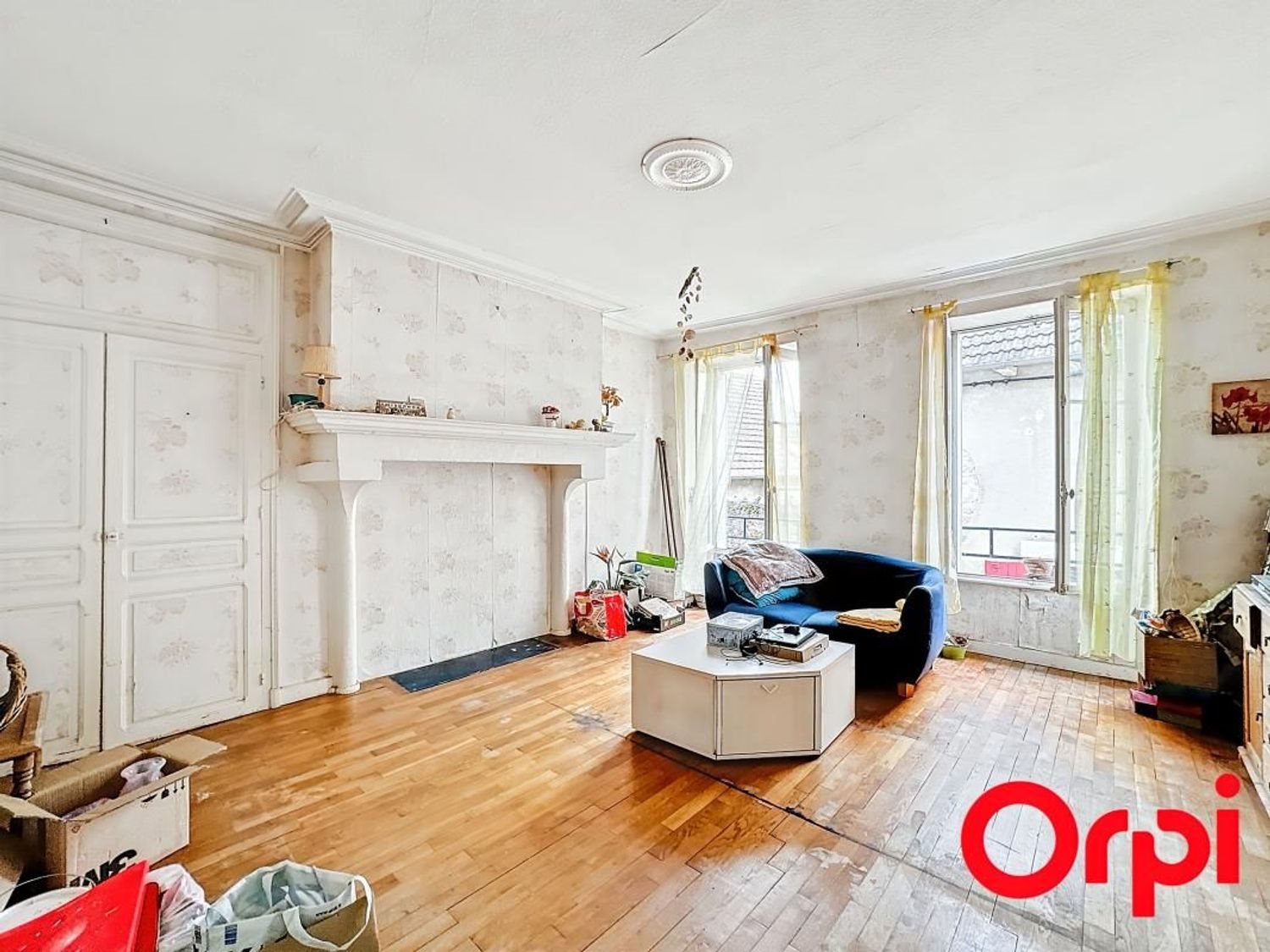 Maison à vendre, 400m², Ainay-le-Château