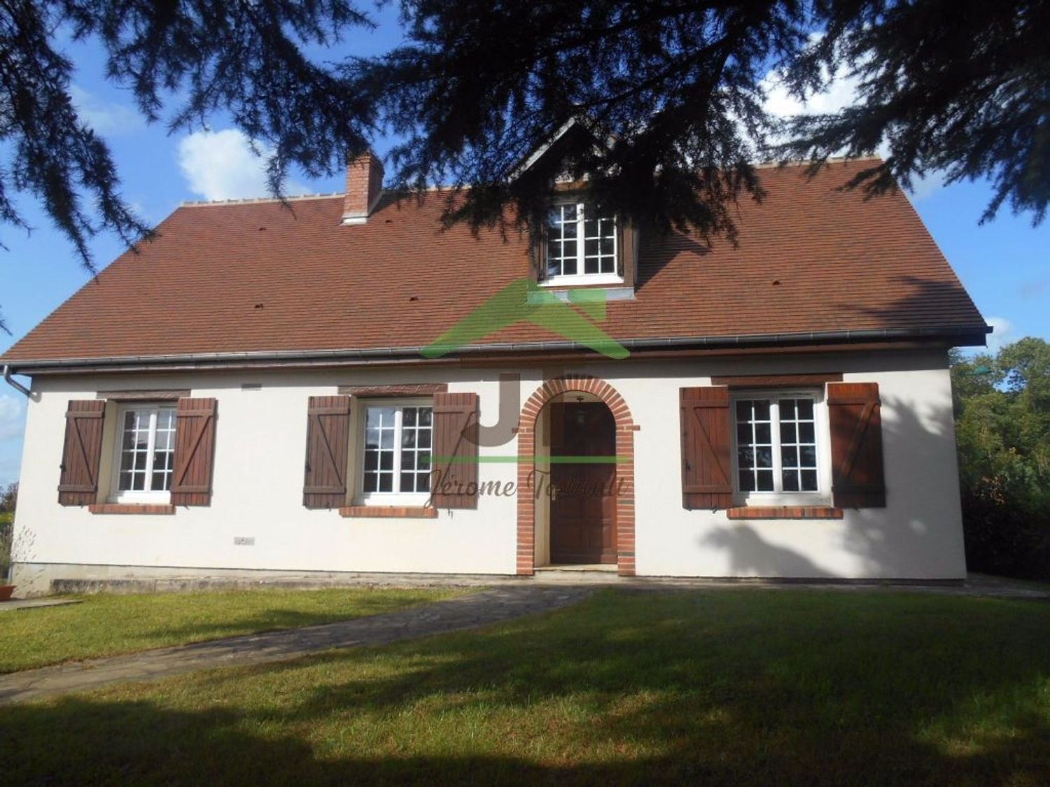 Maison à vendre, 120m², Saint-Péravy-la-Colombe