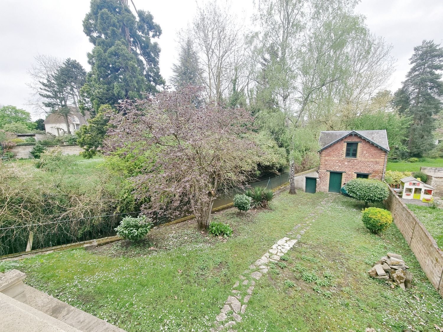 Maison à vendre, 207m², Belleu