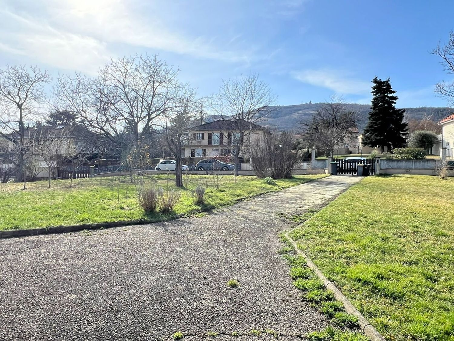 Maison à vendre, 216m², Pérignat-lès-Sarliève