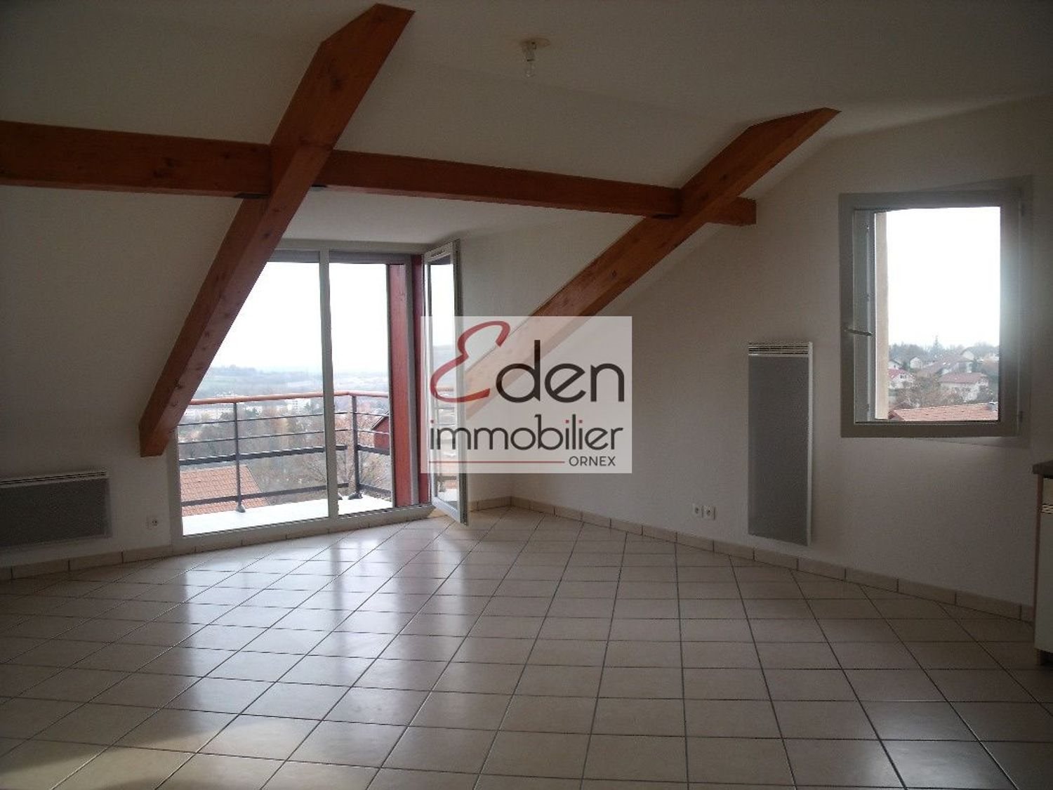 Appartement à louer, 65m², Gex