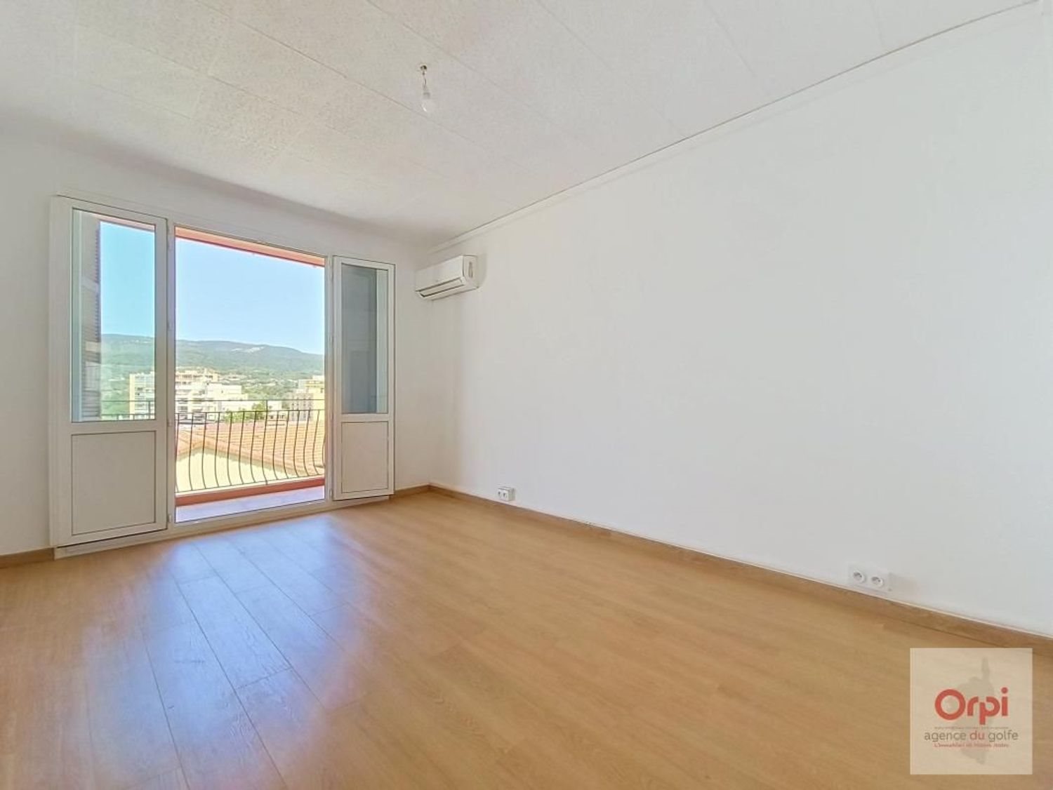 Appartement à louer, 68m², Ajaccio
