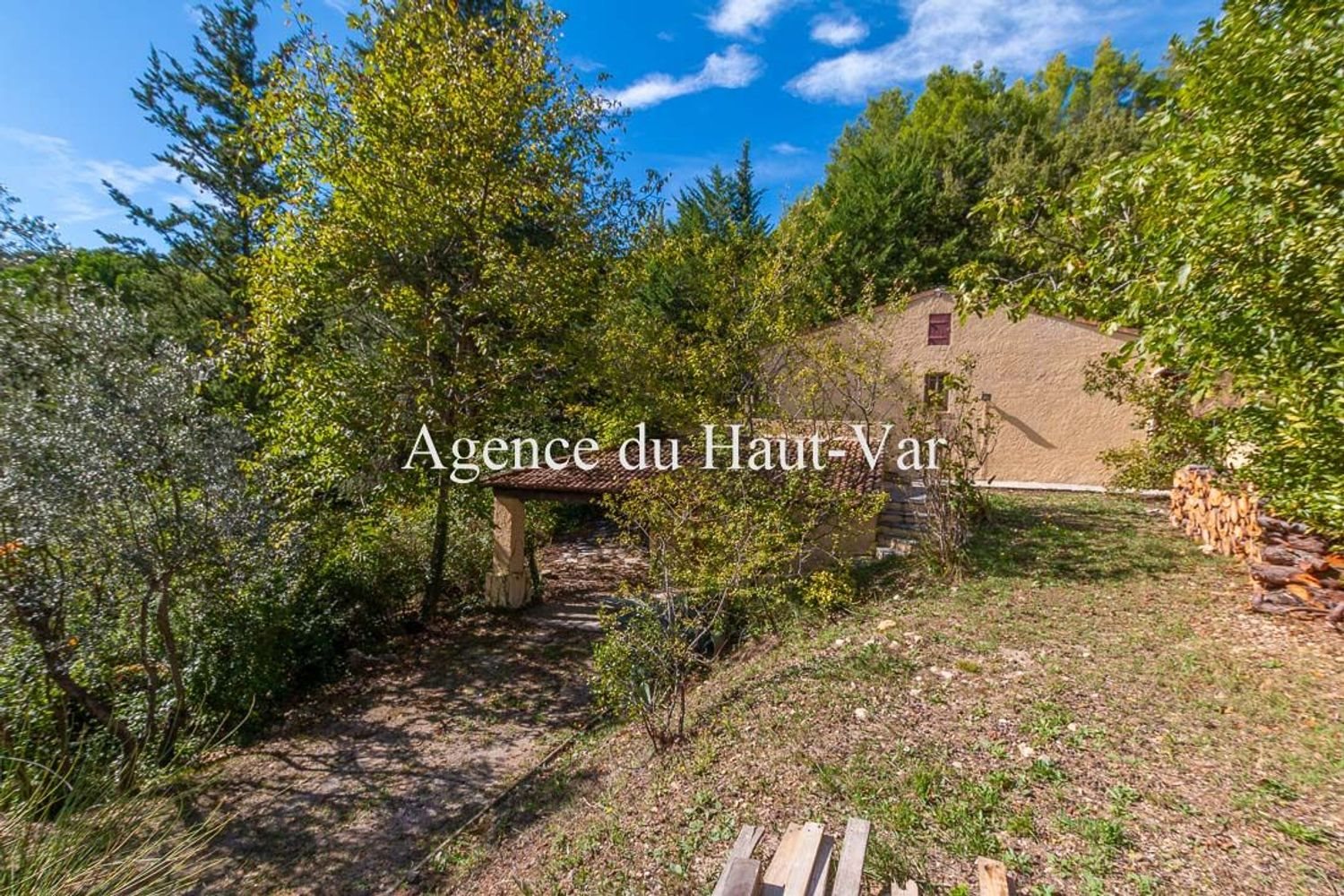 Maison à vendre, 120m², Seillans