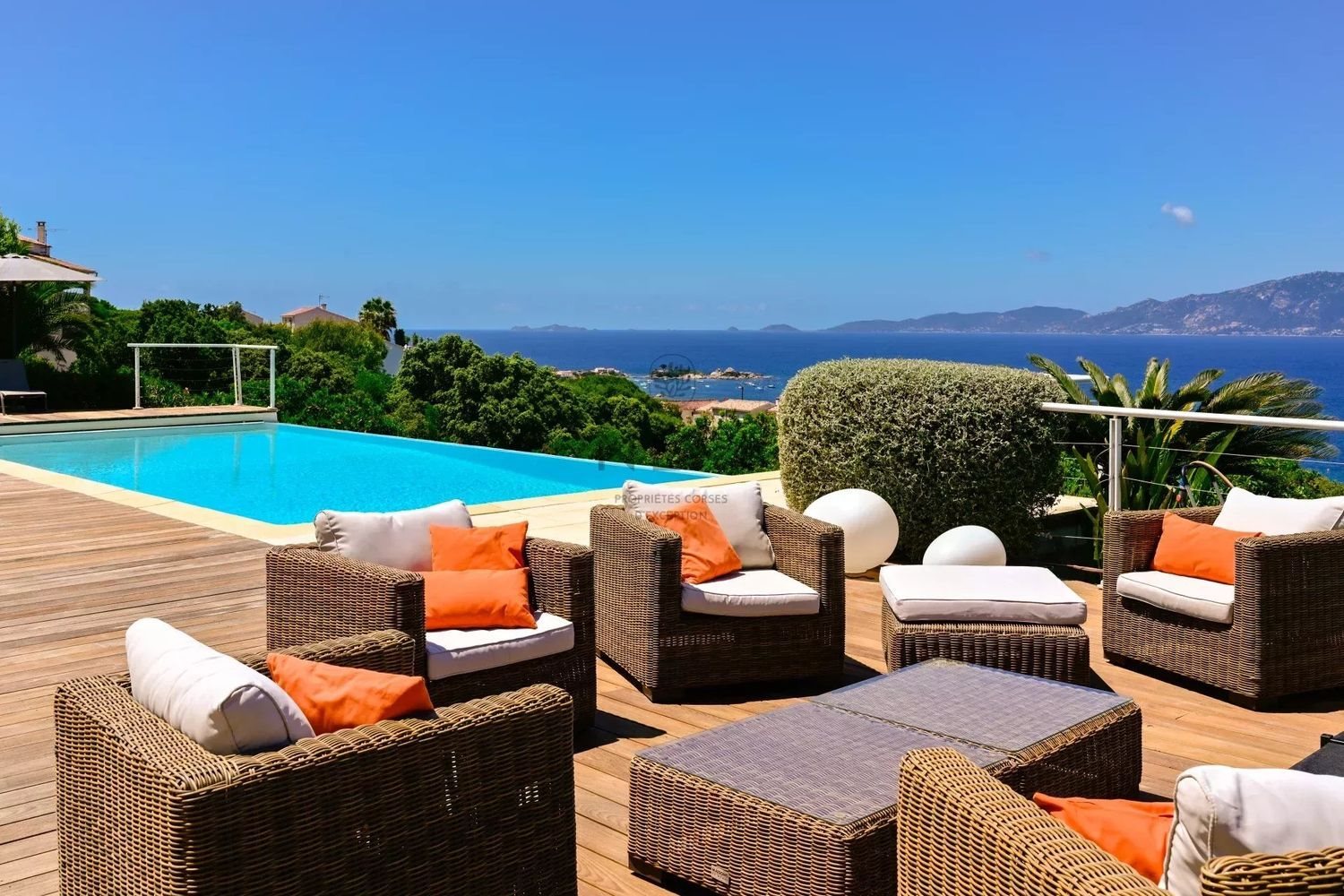 Maison à louer, 250m², Pietrosella