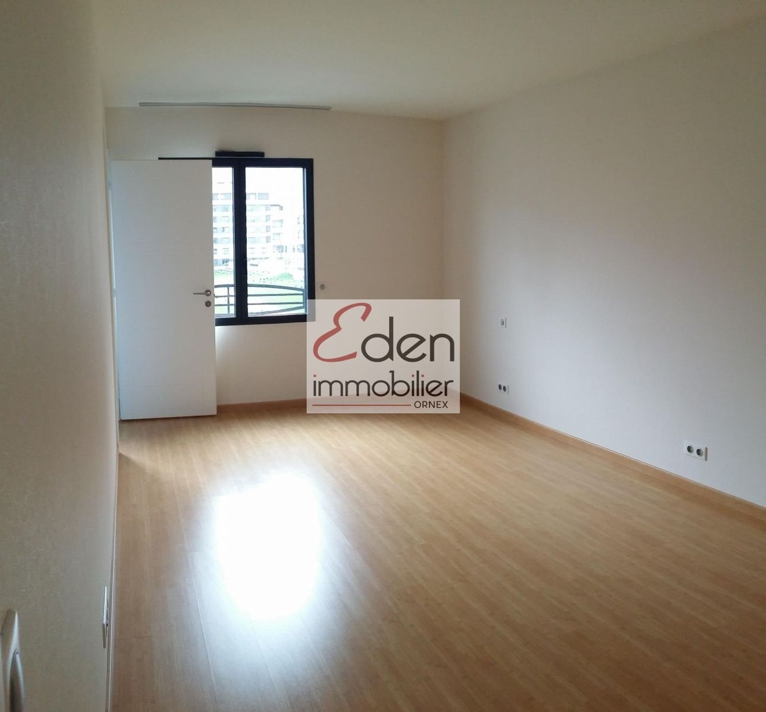 Appartement à louer, 133m², Saint-Genis-Pouilly