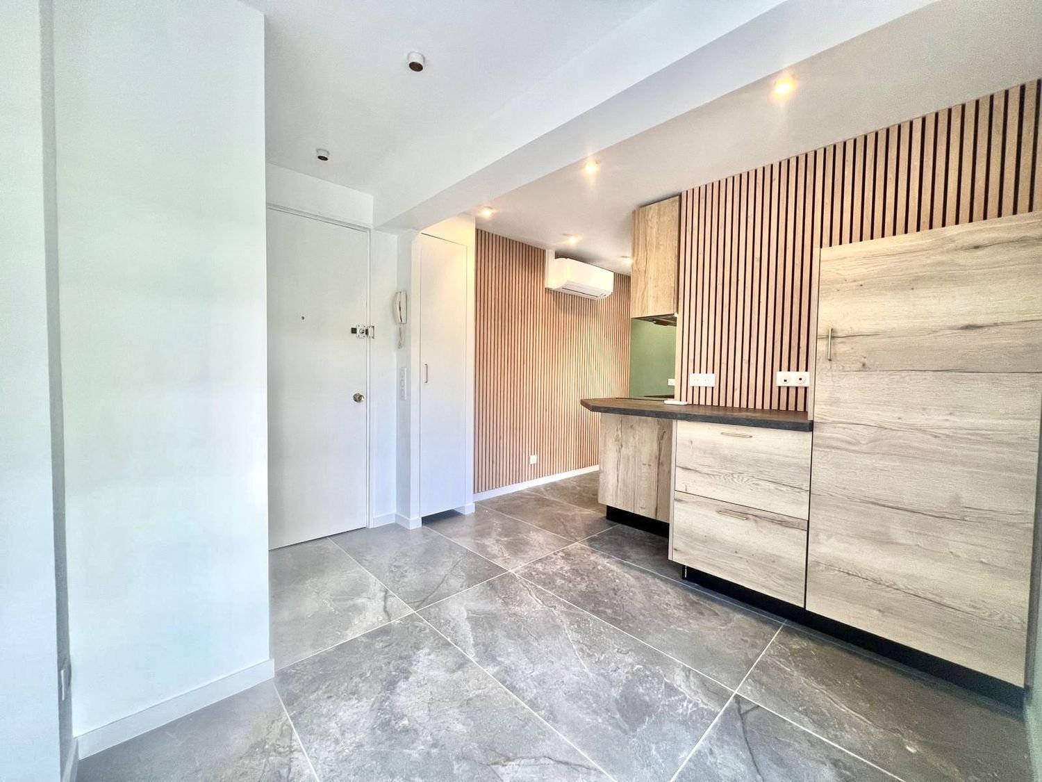 Appartement à vendre, 21m², Cannes