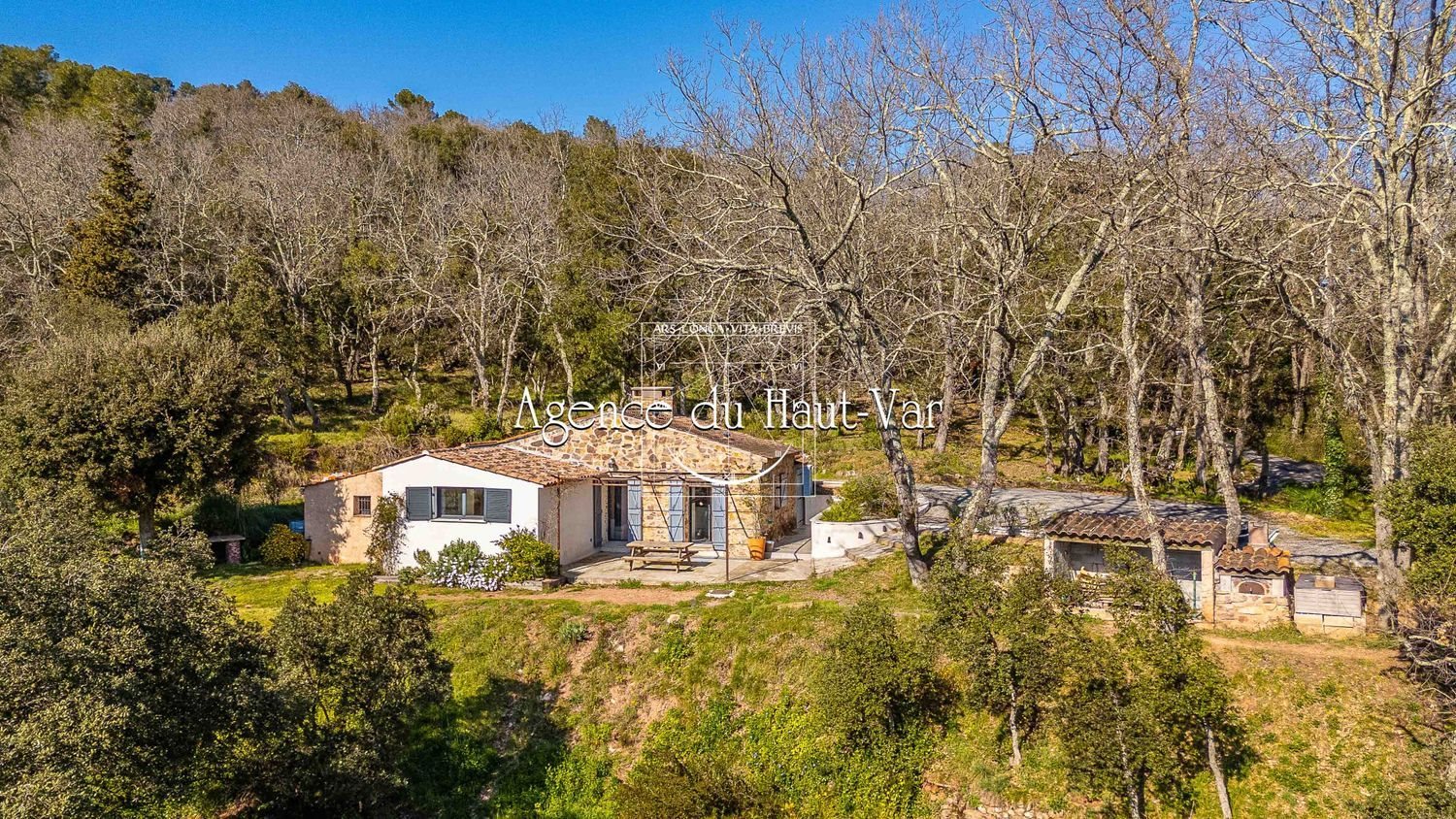Maison à vendre, 77m², Bagnols-en-Forêt