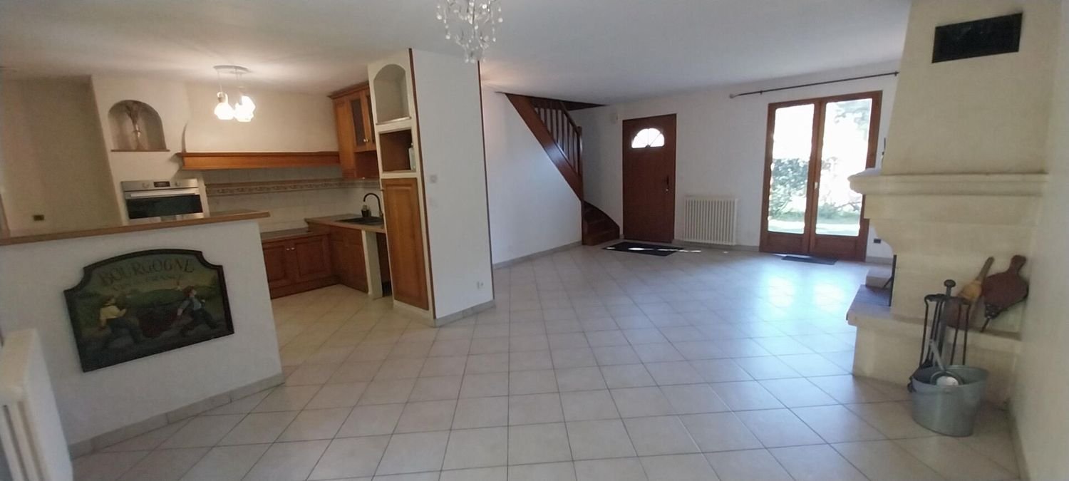 Maison à vendre, 120m², Emancé
