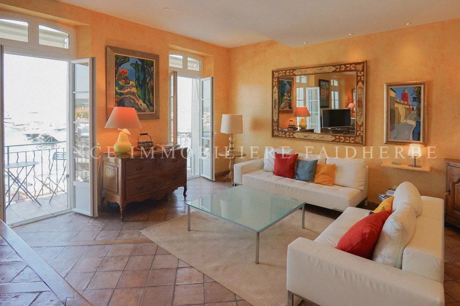 Appartement à louer, 11m², Saint-Tropez