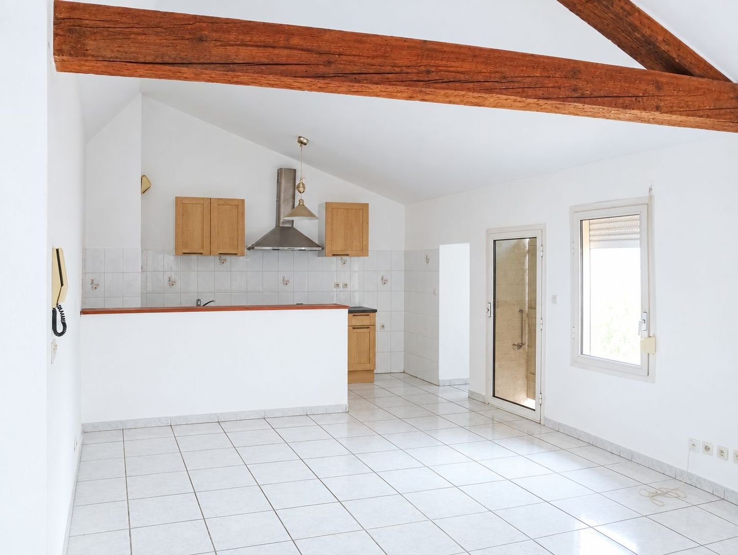 Appartement à louer, 70m², Montredon-des-Corbières