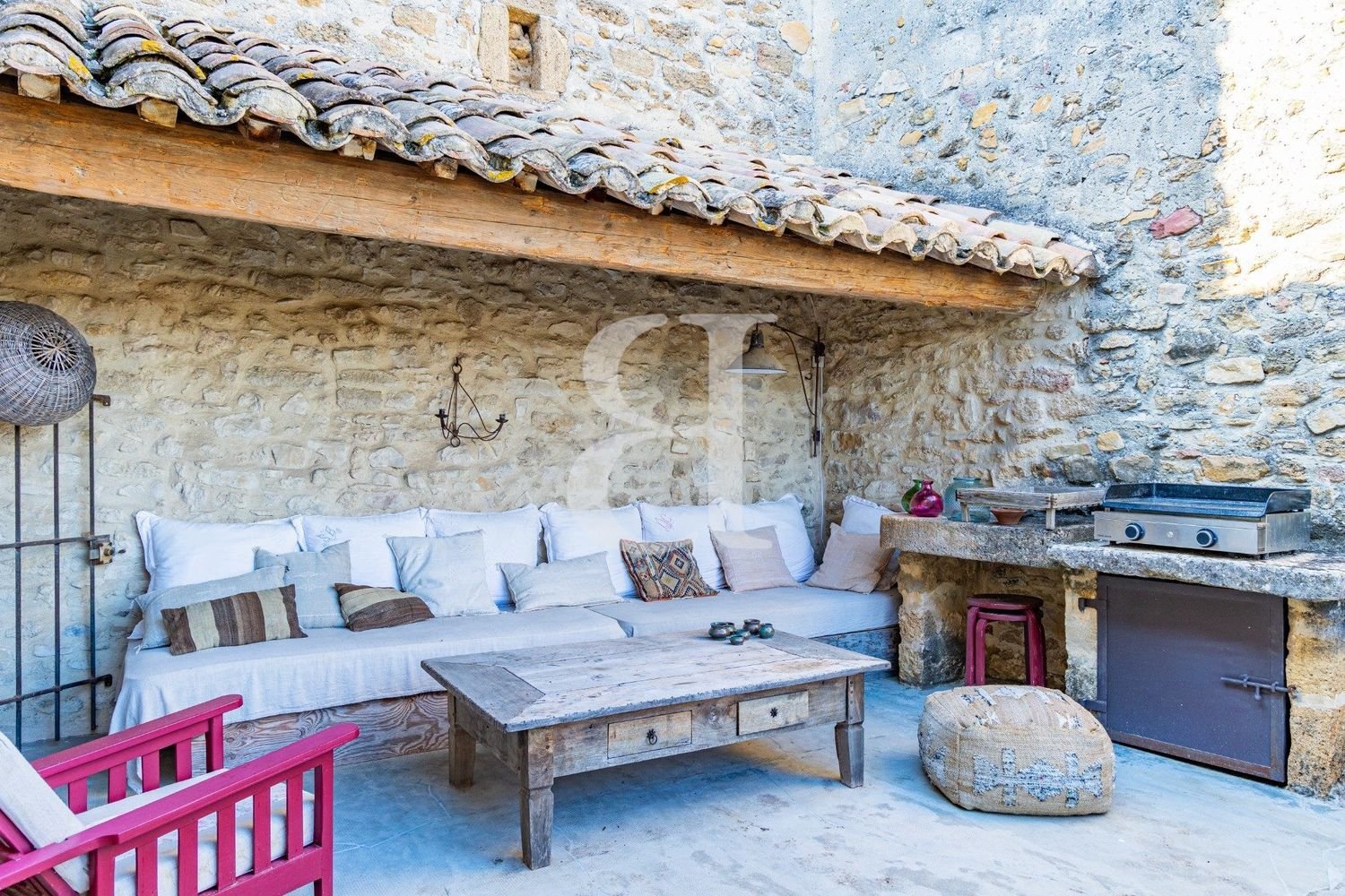 Maison à vendre, 326m², Rochegude
