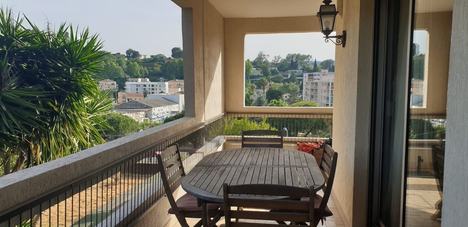 Appartement à vendre, 80m², Cagnes-sur-Mer