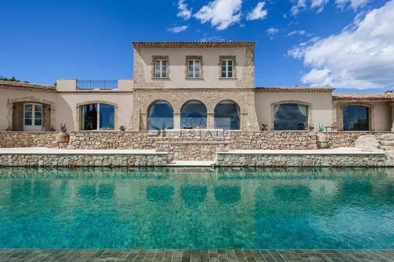 Maison à vendre, 625m², Châteauneuf-Grasse