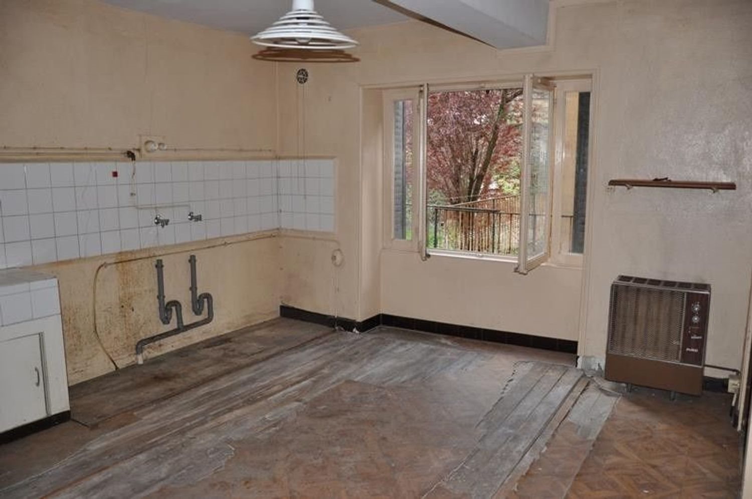 Maison à vendre, 140m², Lacenas
