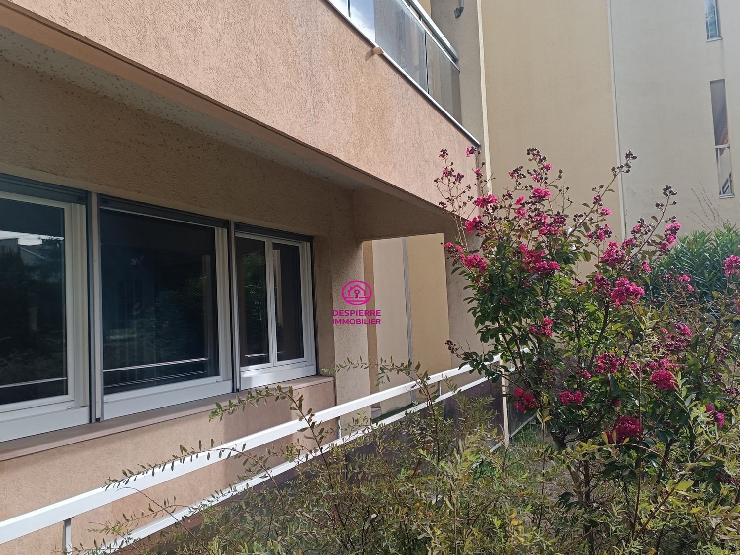 Appartement à vendre, 73m², Roussillon