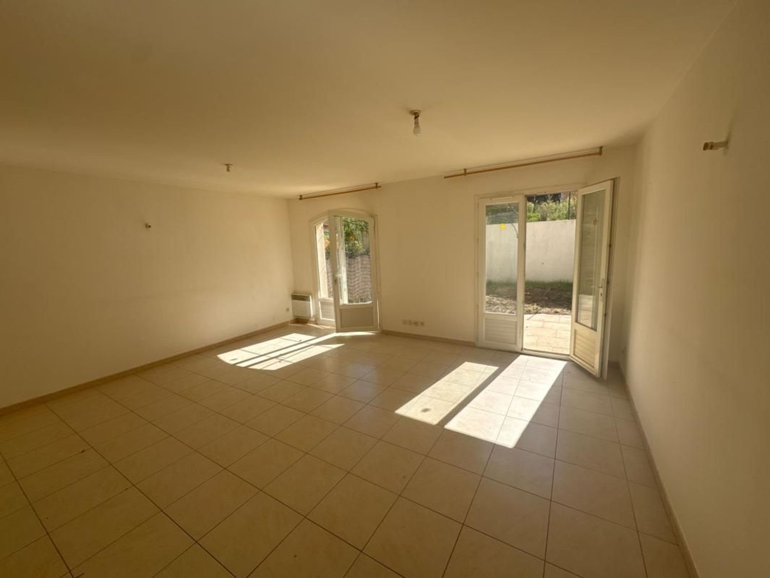 Maison à vendre, 81m², Allemagne-en-Provence