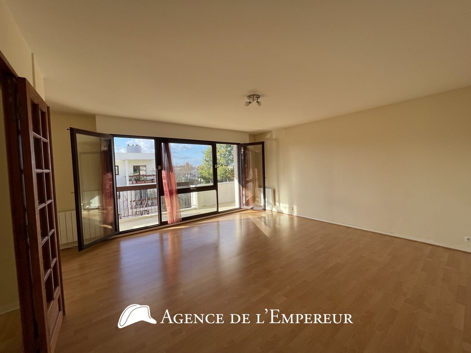 Appartement à louer, 70m², Nanterre