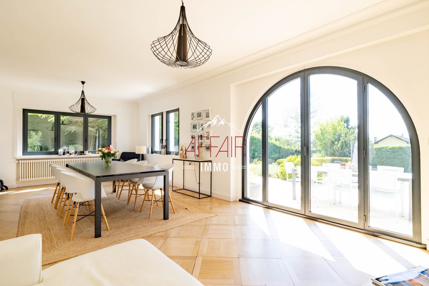 Maison à vendre, 210m², Archamps