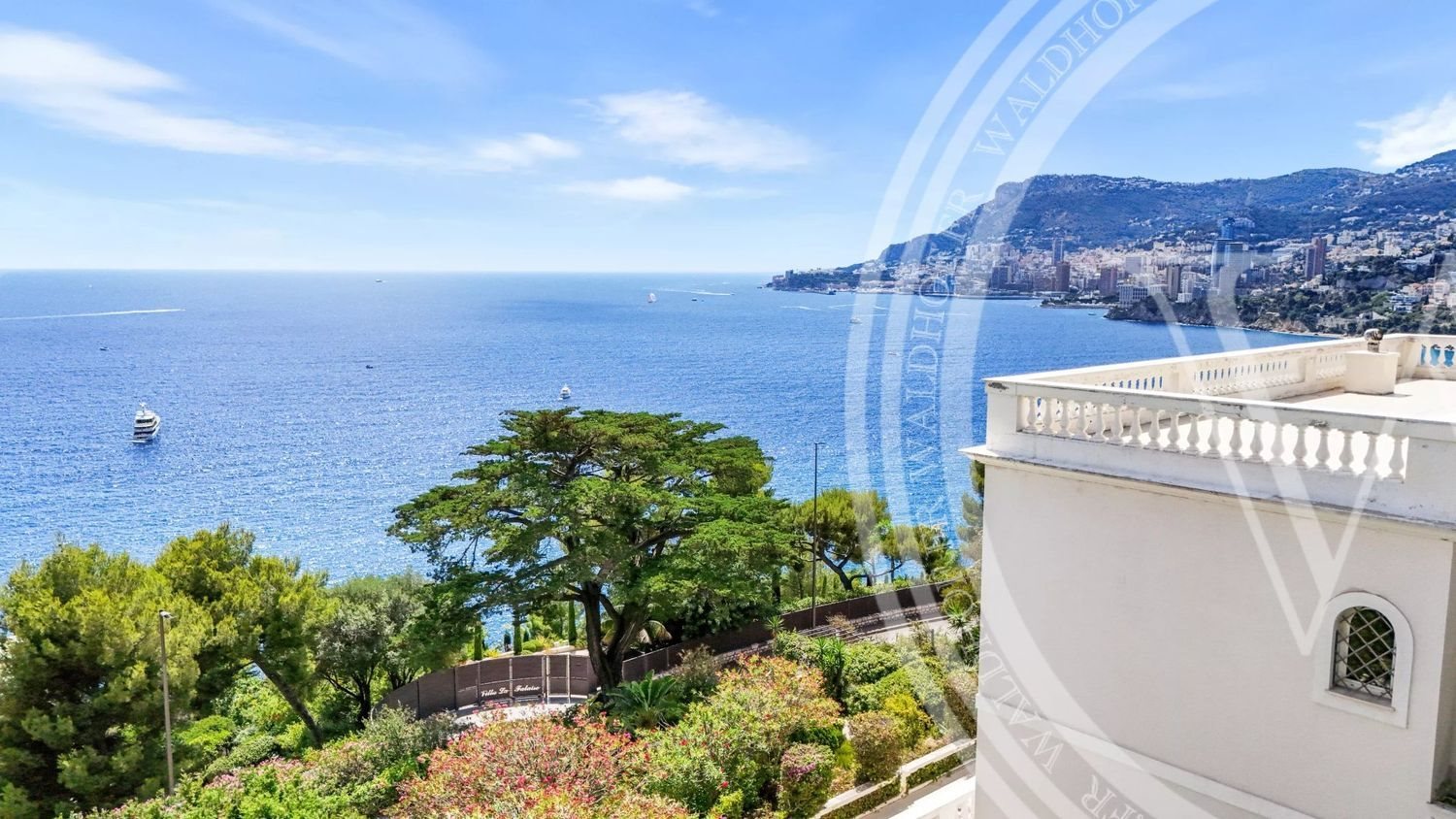 Maison à louer, 250m², Roquebrune-Cap-Martin
