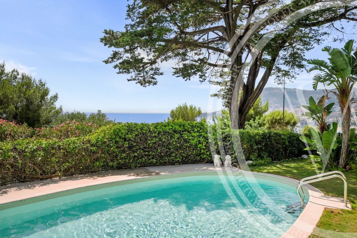 Maison à louer, 250m², Roquebrune-Cap-Martin