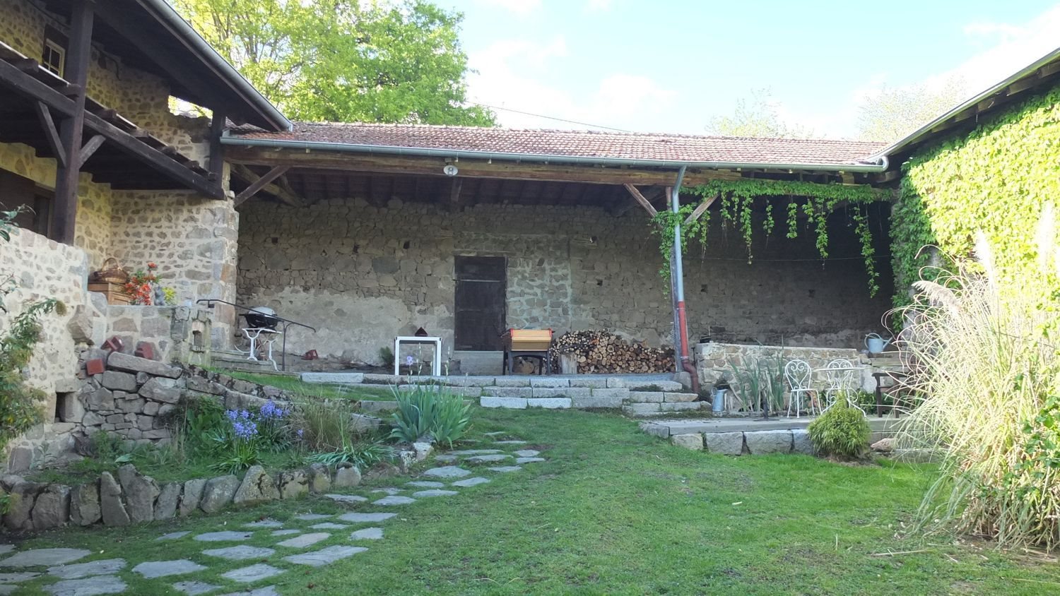 Maison à vendre, 150m², Chambost-Longessaigne