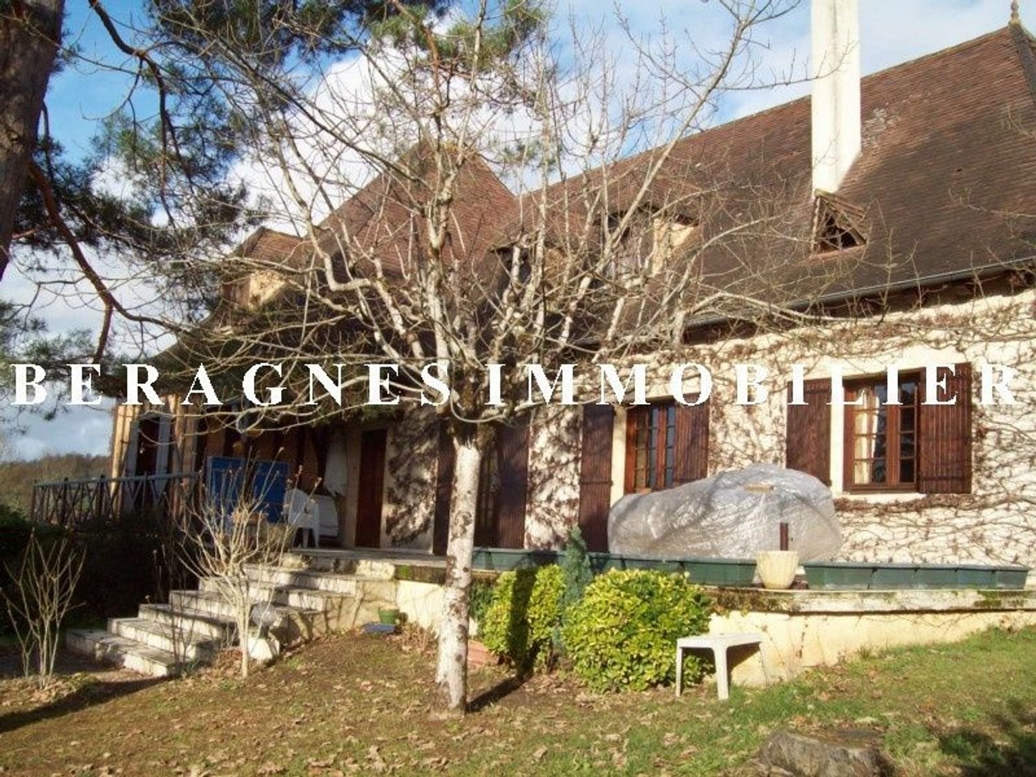Maison à vendre, 245m², Couze-et-Saint-Front