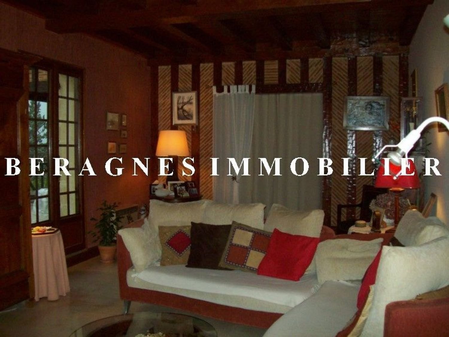 Maison à vendre, 245m², Couze-et-Saint-Front