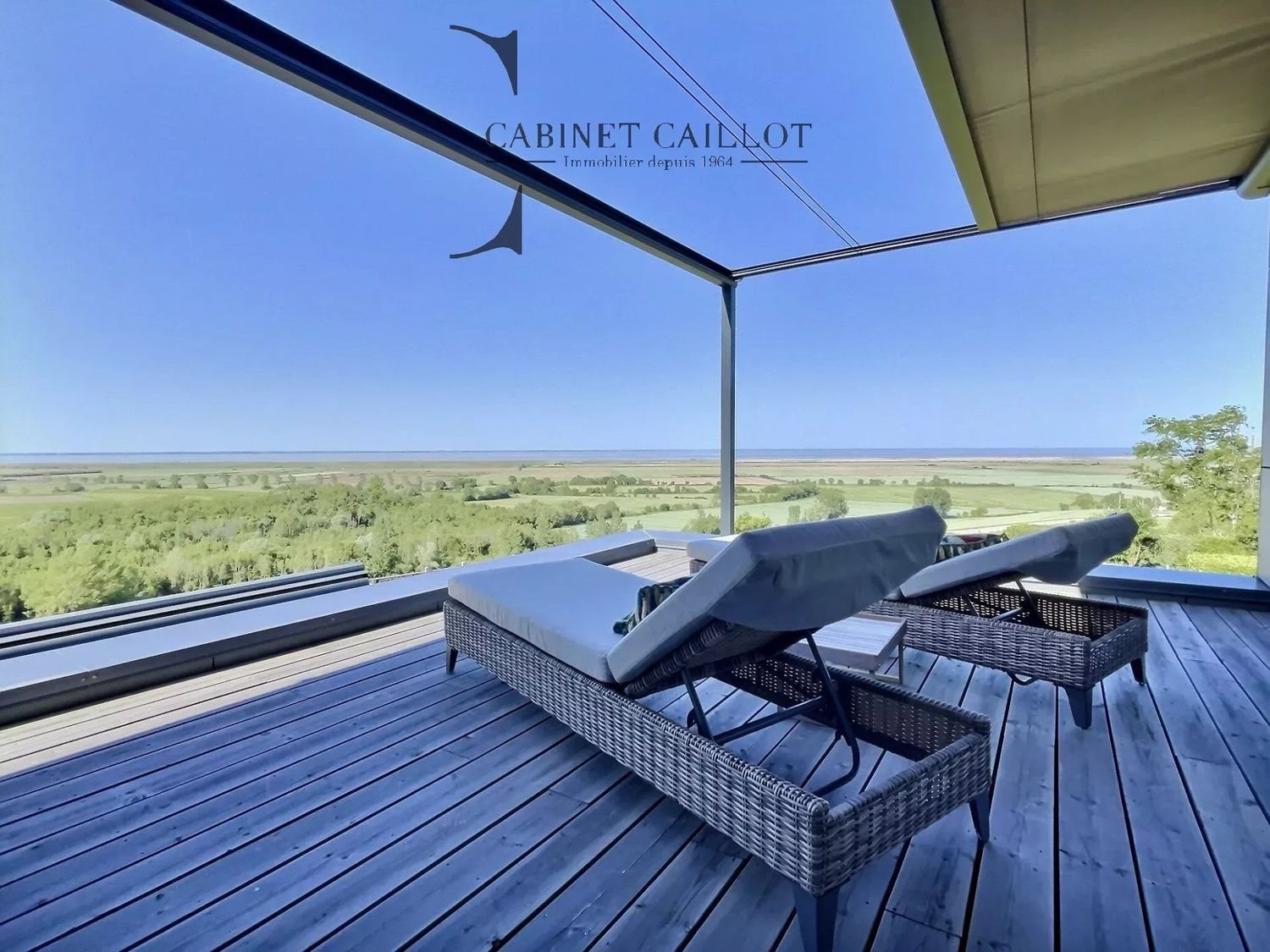 Maison à vendre, 260m², Mortagne-sur-Gironde