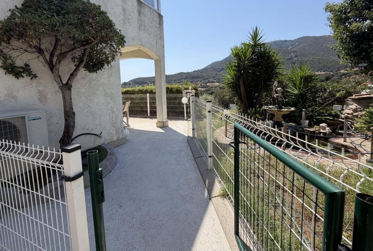 Appartement à louer, 61m², Alata