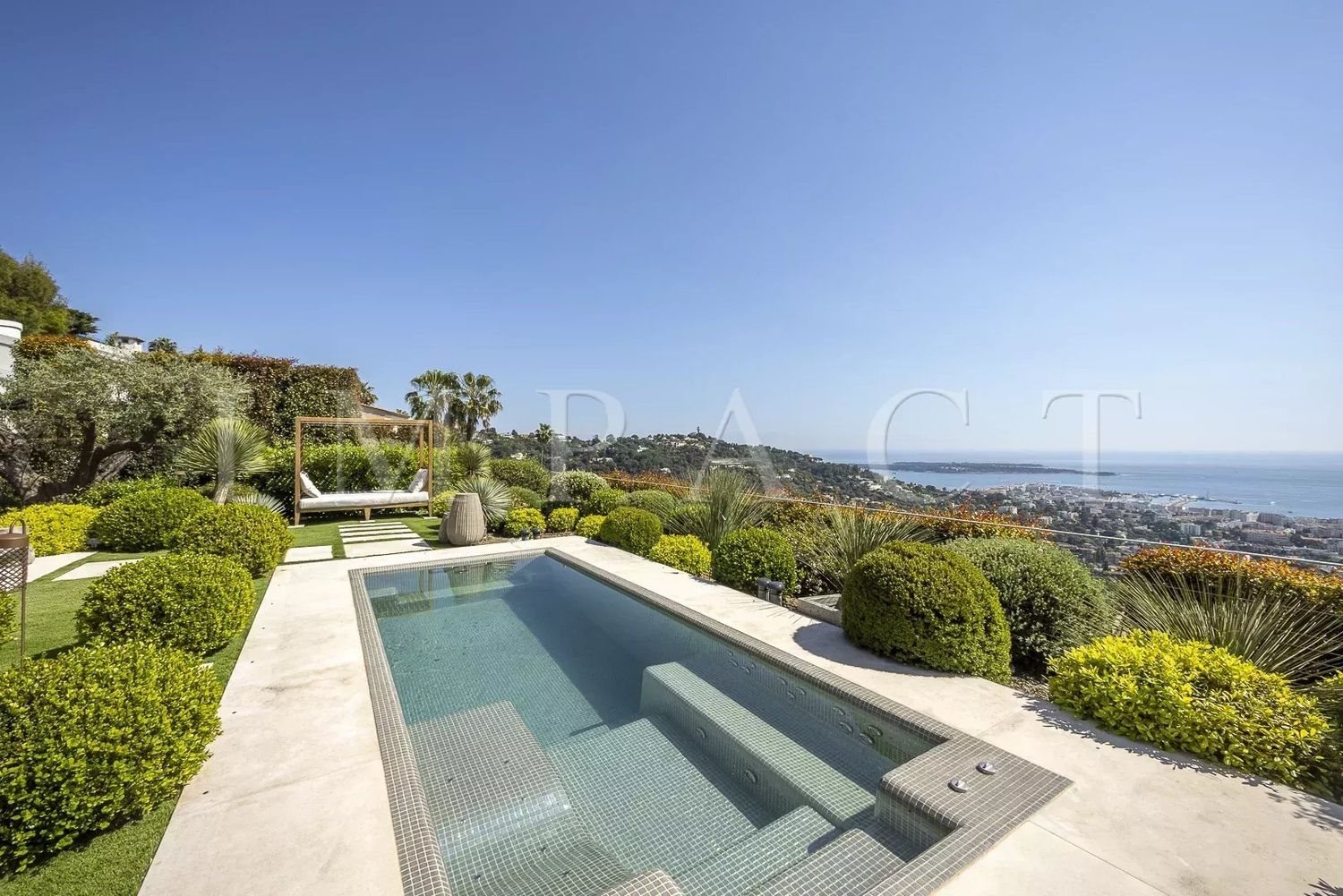 Maison à louer, 250m², Cannes
