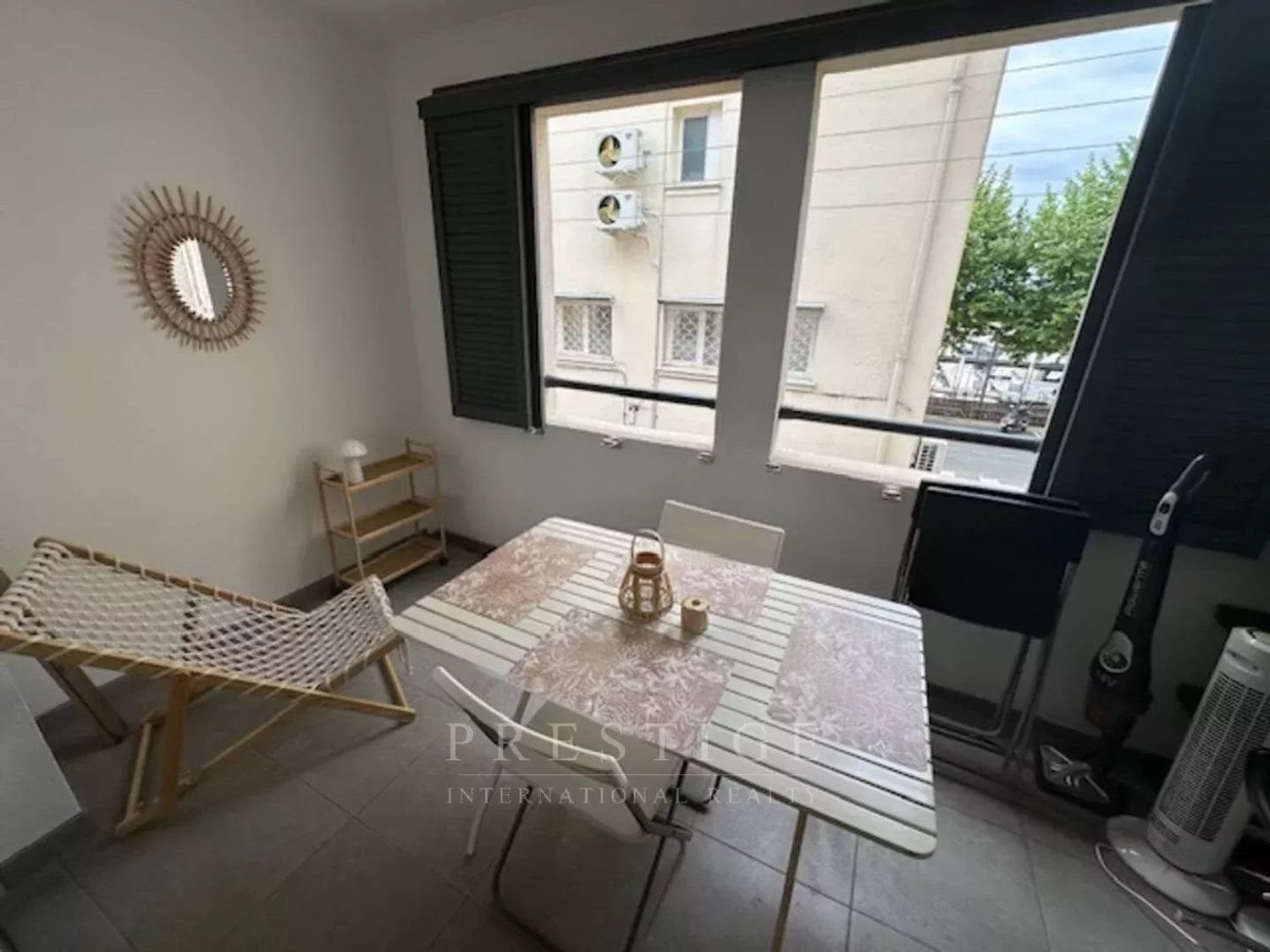 Appartement à louer, 27m², Vallauris