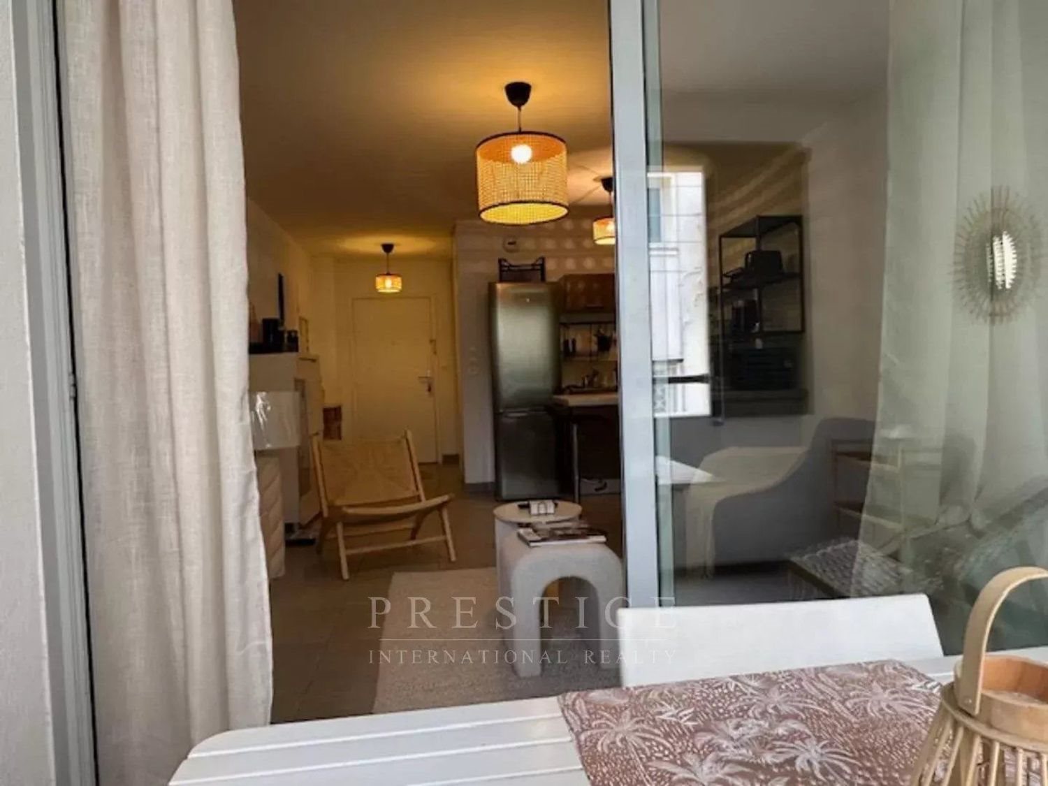 Appartement à louer, 27m², Vallauris