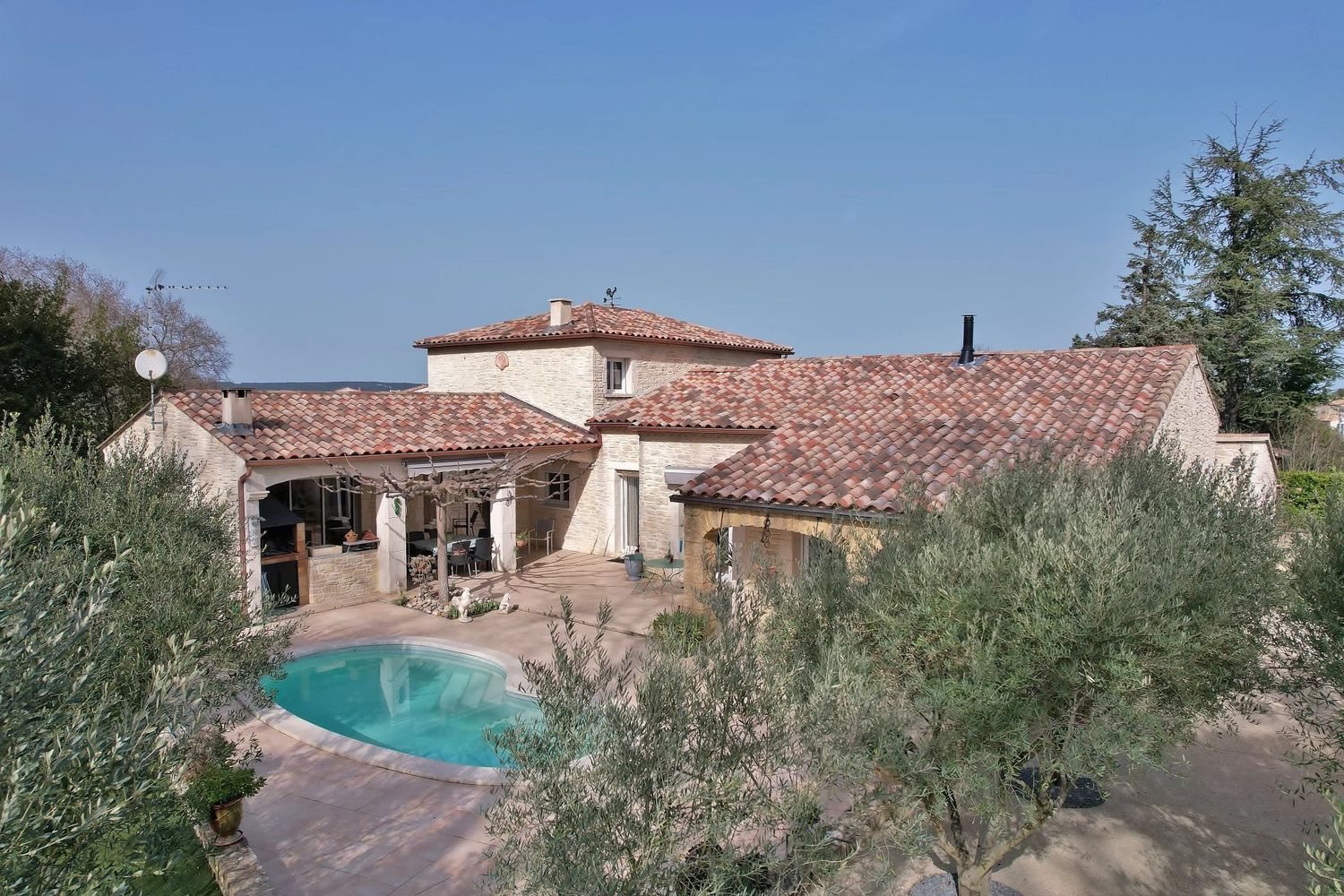 Maison à vendre, 242m², Uzès