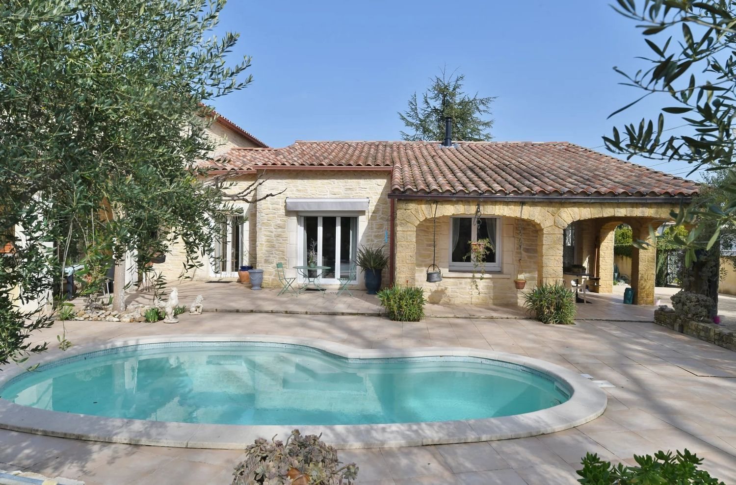 Maison à vendre, 242m², Uzès