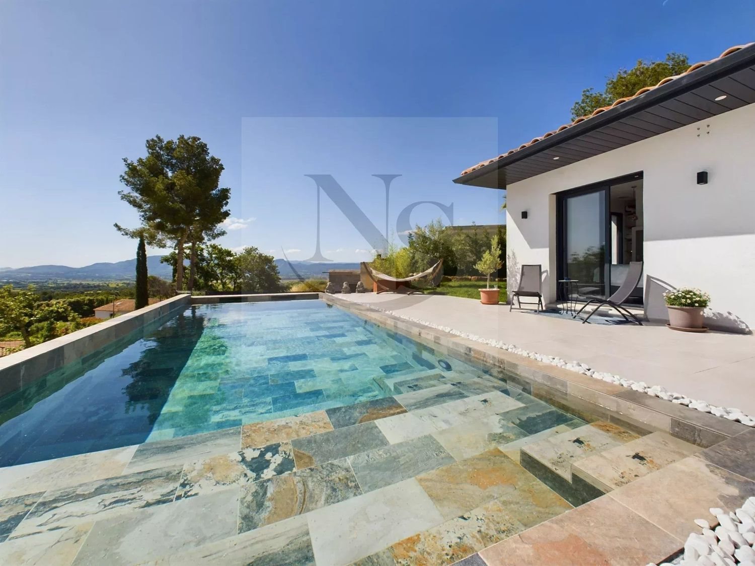 Maison à vendre, 200m², Puyloubier