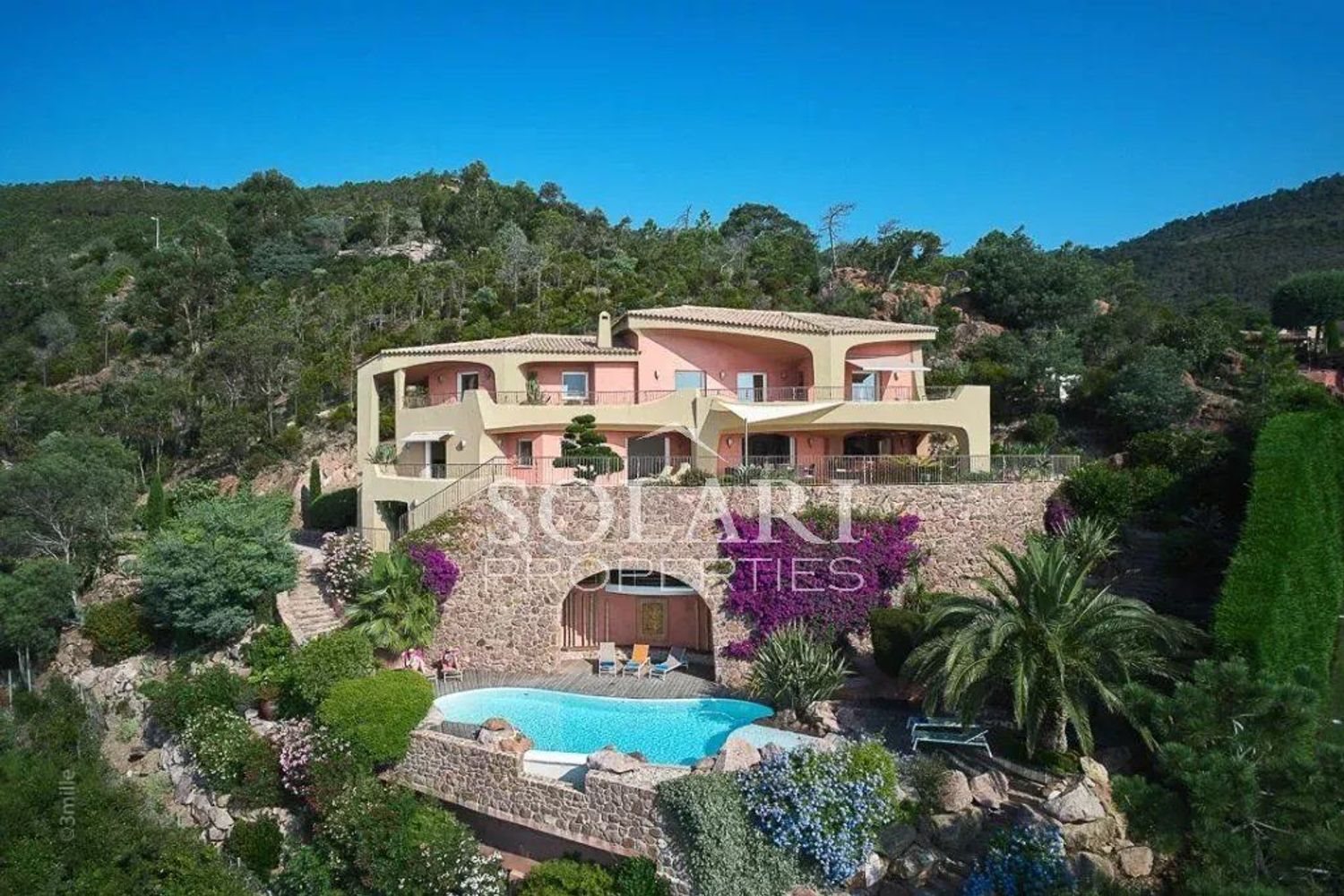 Maison à louer, 300m², Théoule-sur-Mer