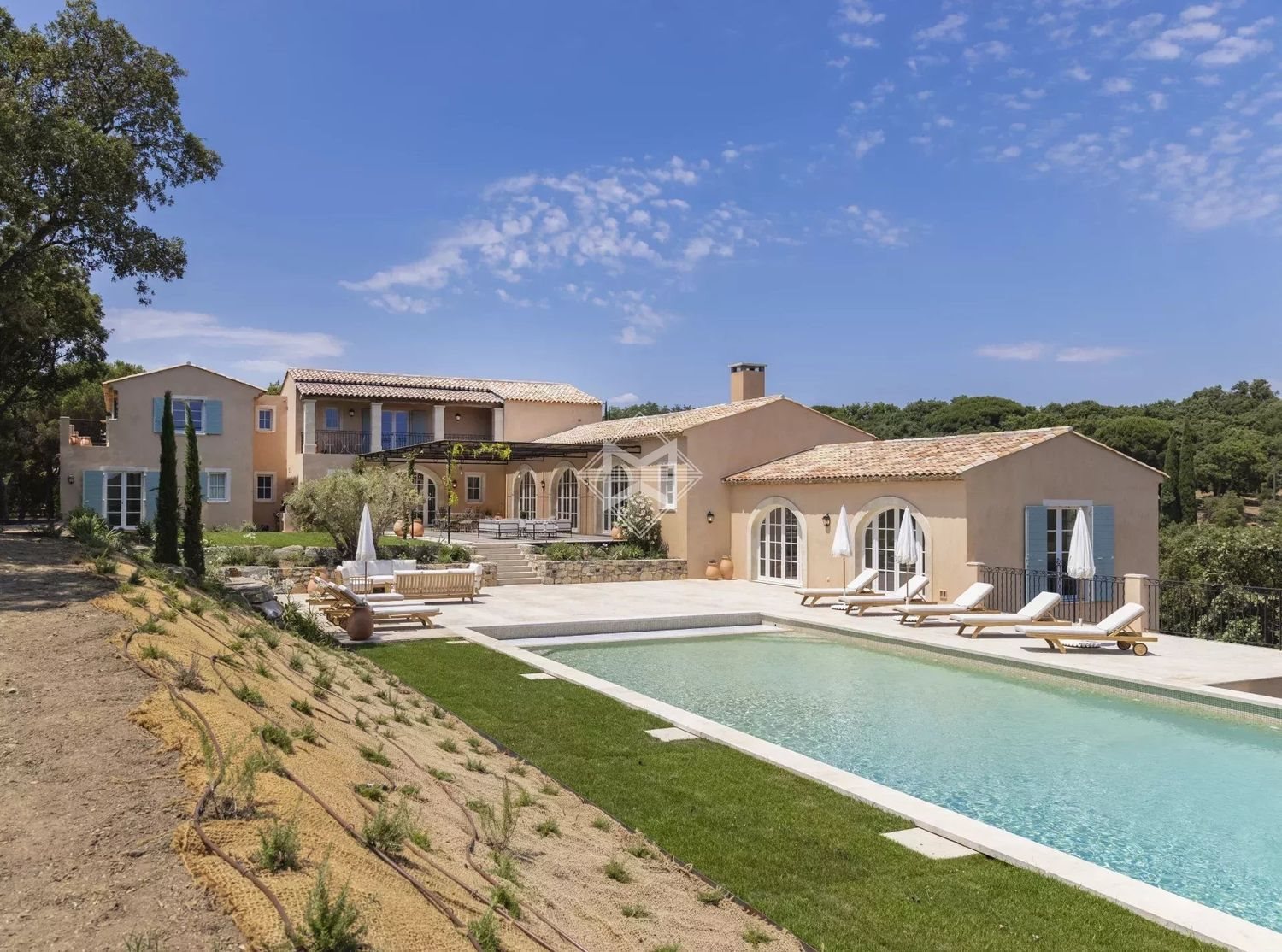 Maison à louer, 550m², La Croix-Valmer