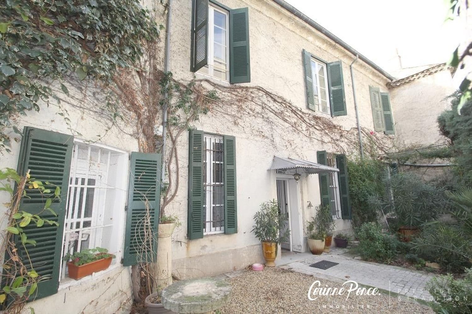 Maison à vendre, 275m², Nîmes