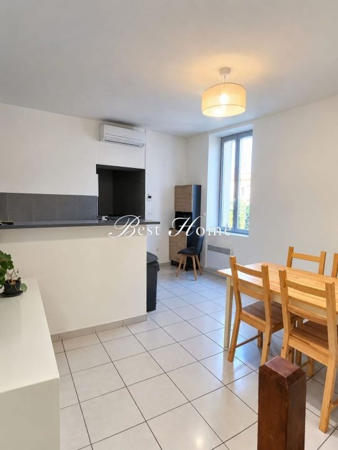 Appartement à louer, 65m², Nîmes