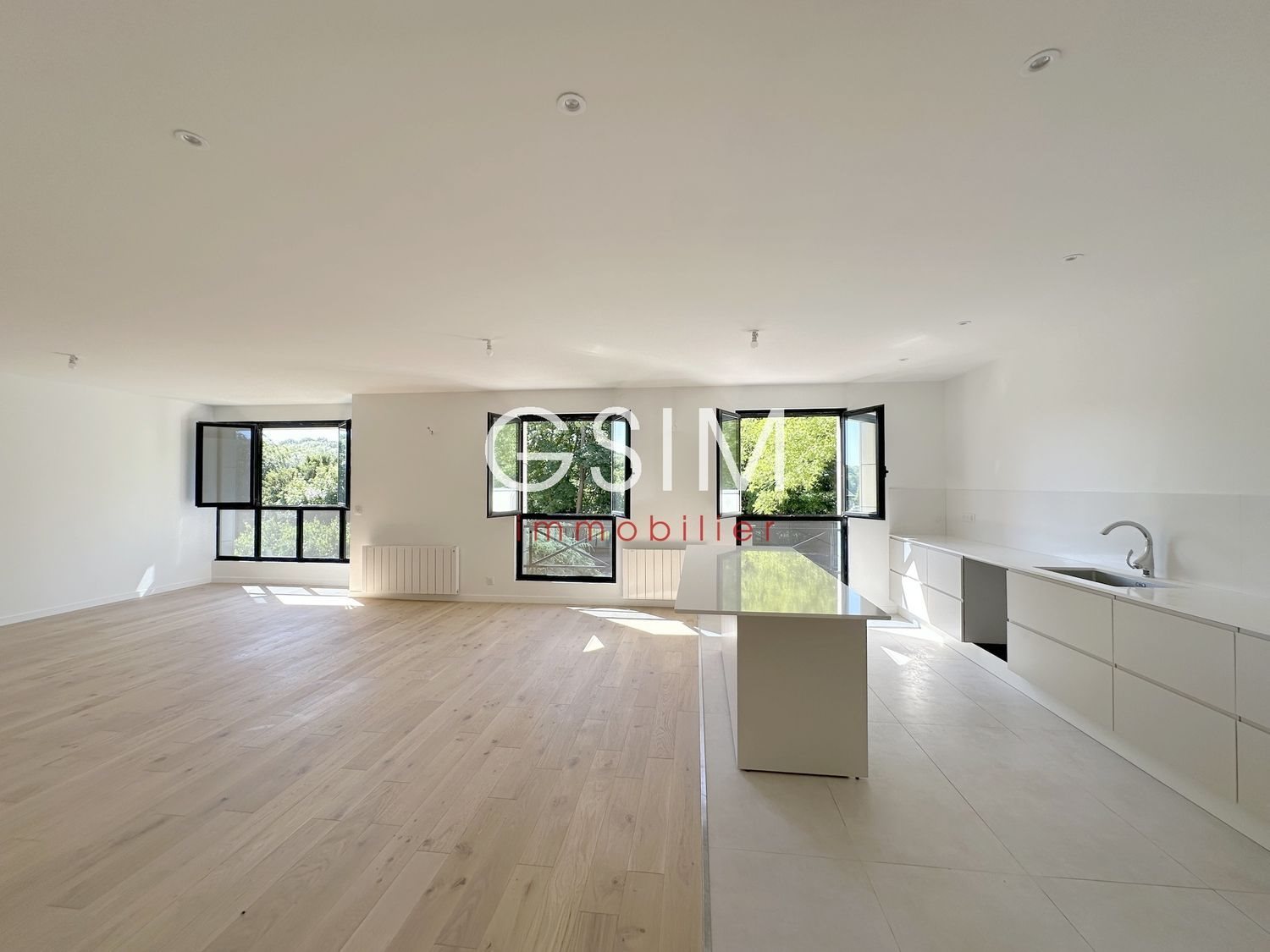 Appartement à louer, 175m², Garches