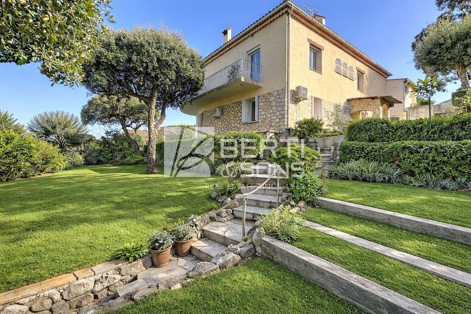 Maison à vendre, 252m², Mandelieu-la-Napoule